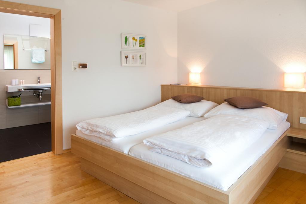 Gastehaus Frischhut Hotel Nassereith Buitenkant foto